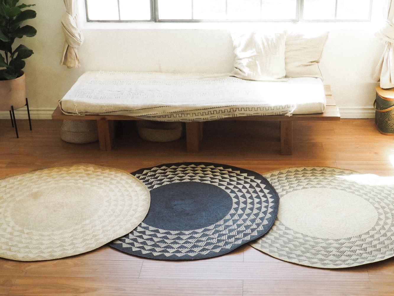 Black Triangle Mat